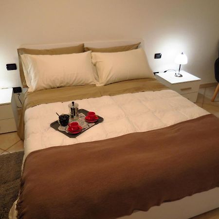 Ferienwohnung Lo Gnomo Sotto Al Glicine Châtillon Exterior foto