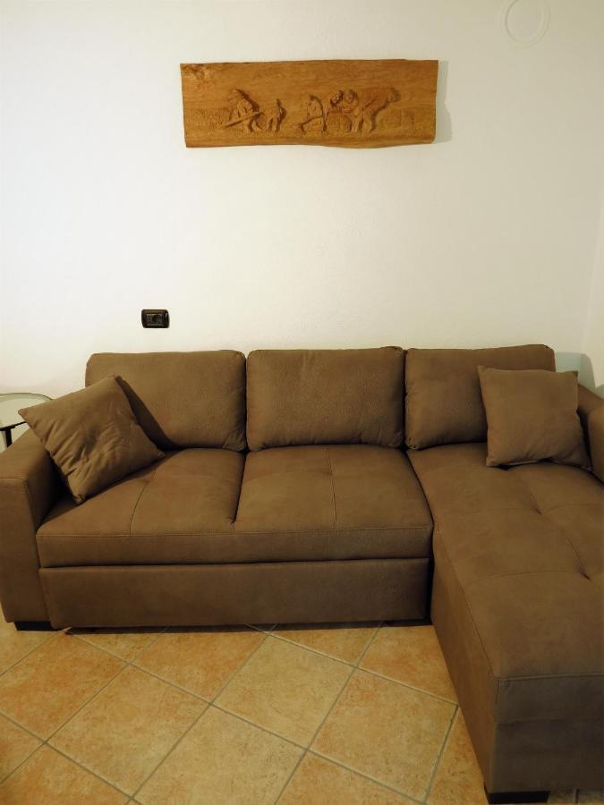 Ferienwohnung Lo Gnomo Sotto Al Glicine Châtillon Exterior foto