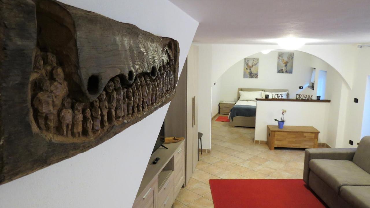 Ferienwohnung Lo Gnomo Sotto Al Glicine Châtillon Exterior foto